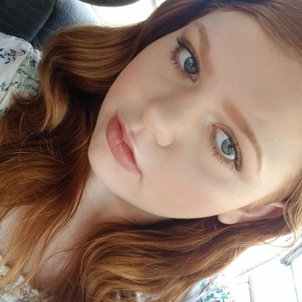 Meet your Posher, April